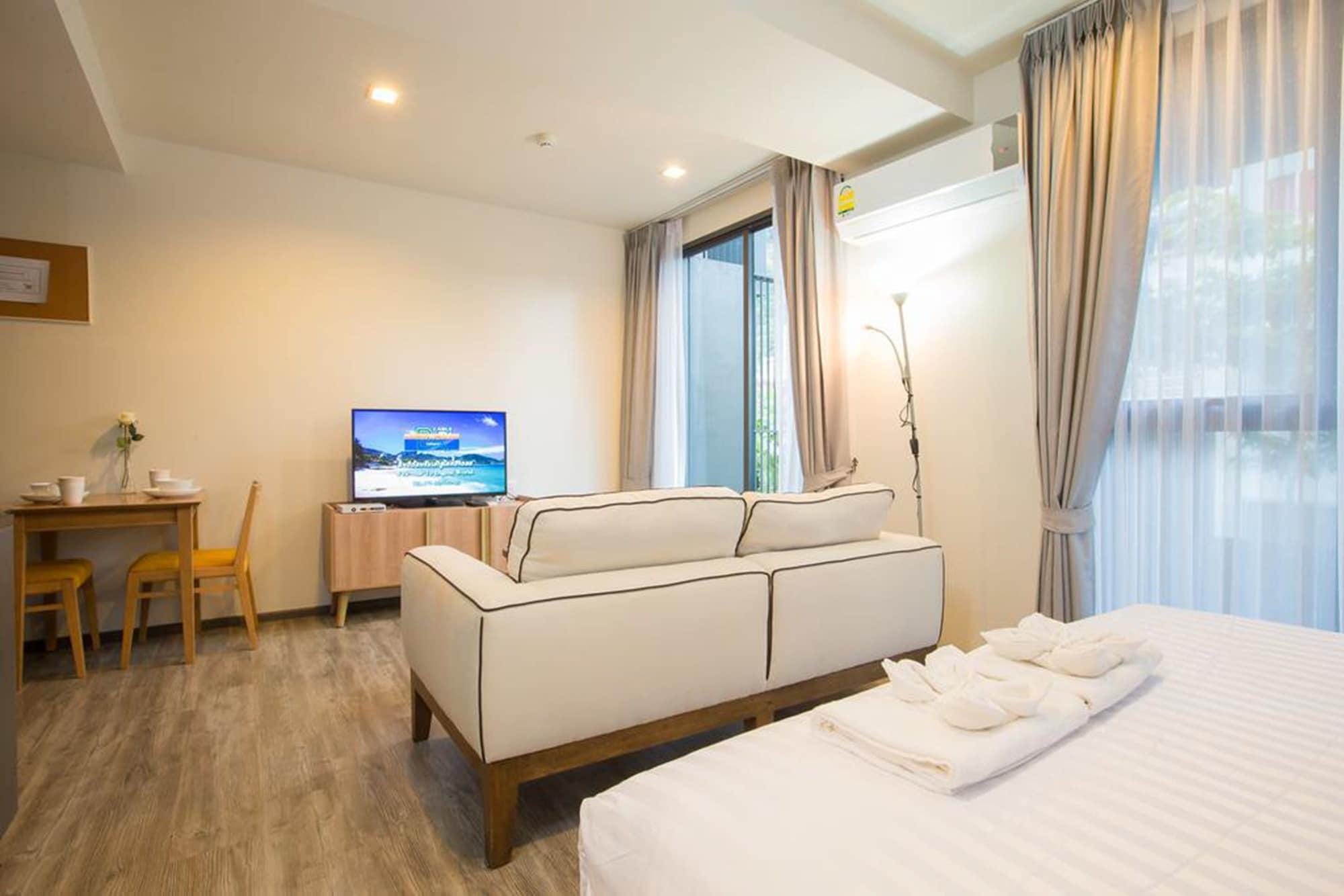 The Deck Condo Patong By Vip 외부 사진