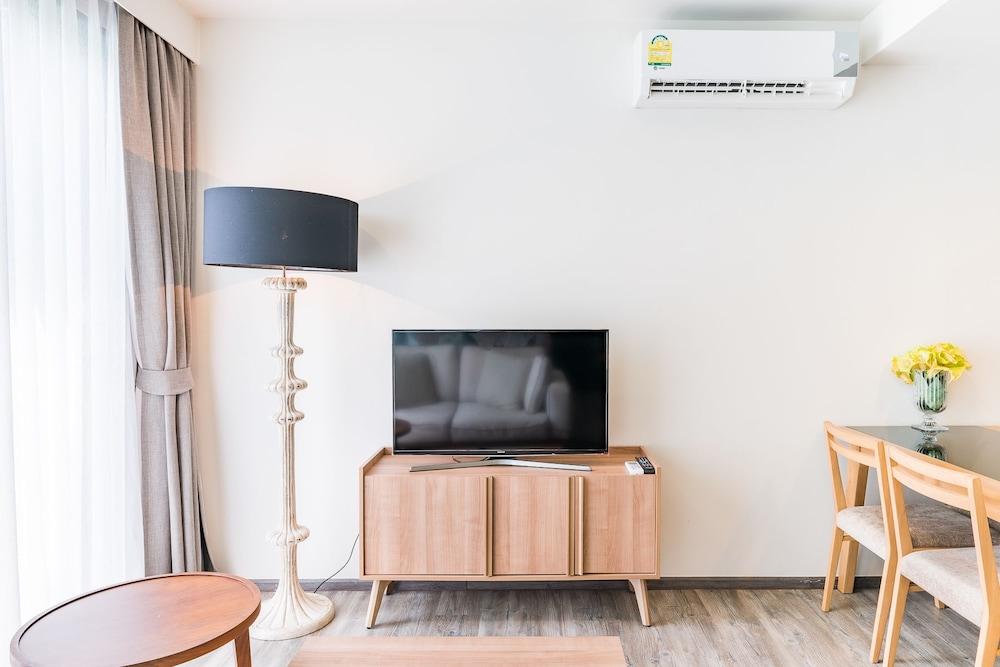 The Deck Condo Patong By Vip 외부 사진