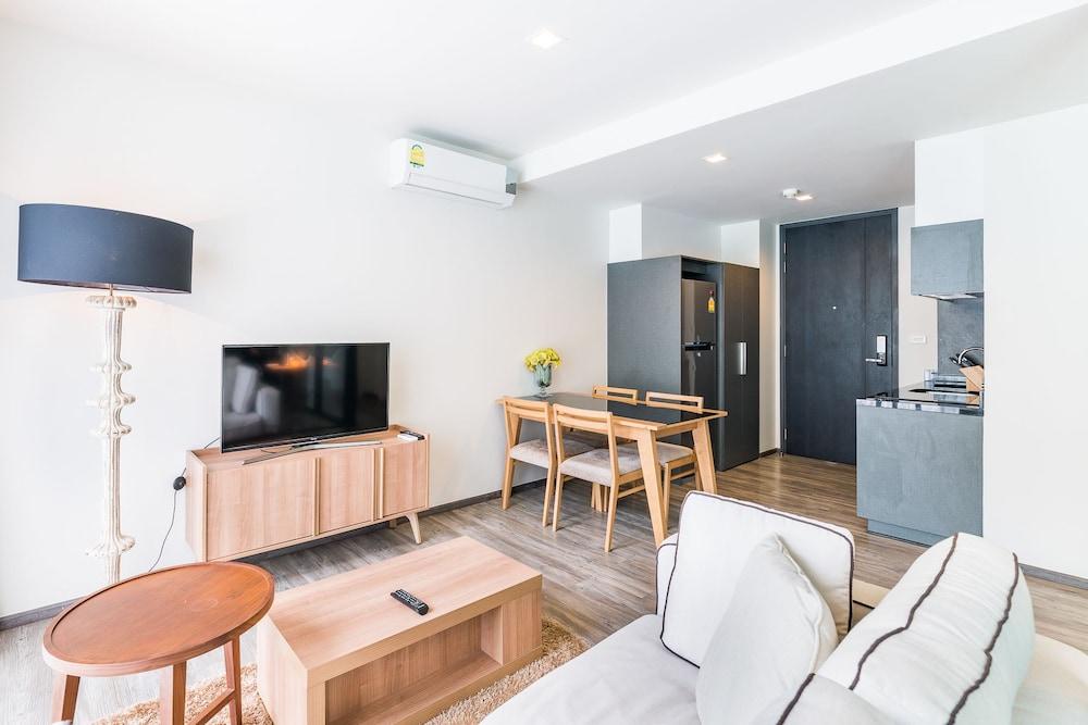 The Deck Condo Patong By Vip 외부 사진