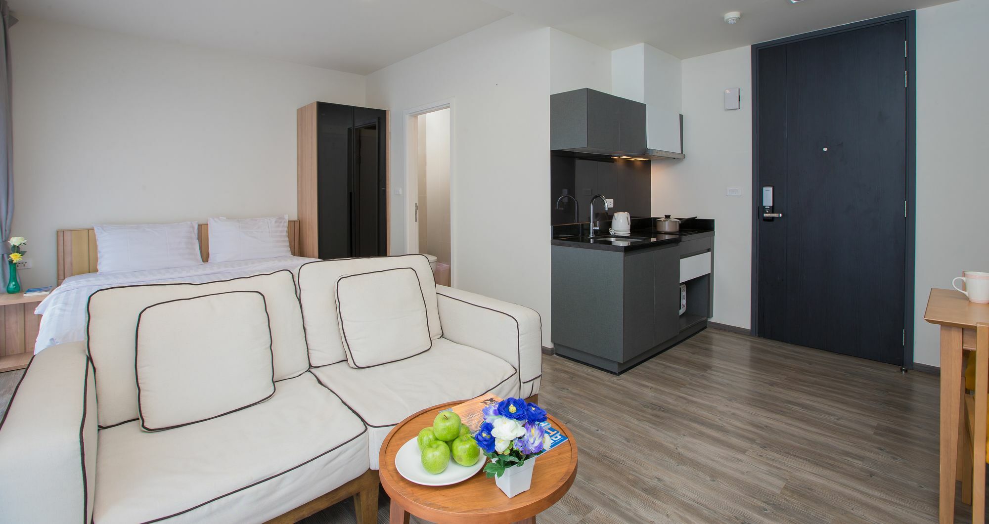 The Deck Condo Patong By Vip 외부 사진